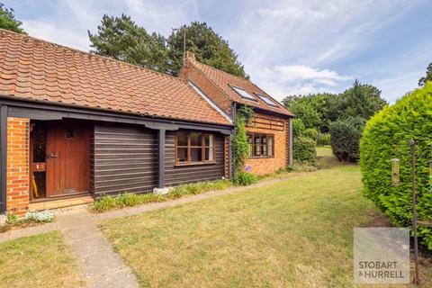 3 bedroom detached house for sale, Norwich NR12