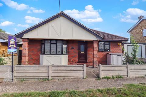 2 bedroom bungalow for sale, Village Drive, Canvey Island