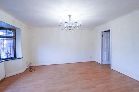 2 bedroom bungalow for sale, Village Drive, Canvey Island