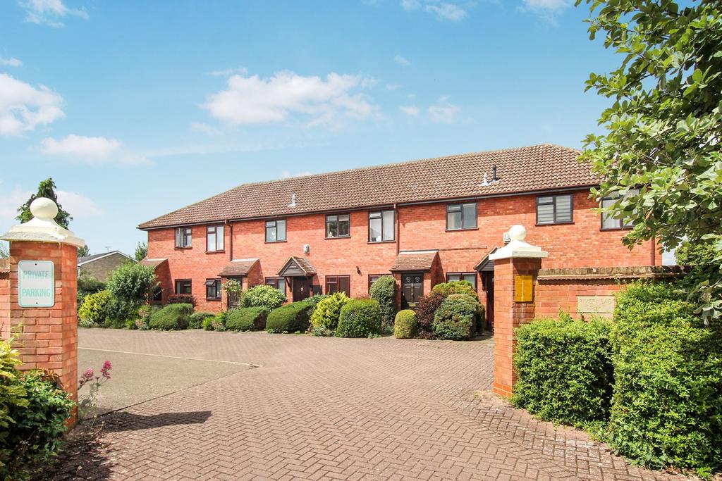 Ivel Close, Langford, Biggleswade, SG18 2 bed flat £225,000