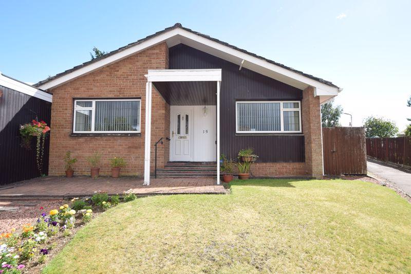15 Cardon Drive, Biggar 3 bed detached bungalow £270,000