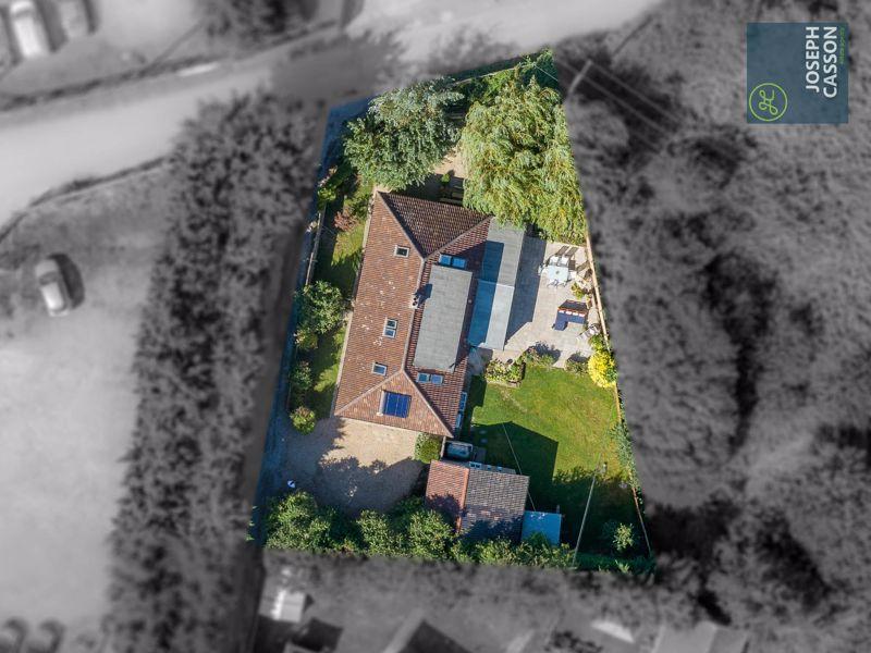 Plum Lane, Dunwear, Bridgwater 6 bed detached house £525,000