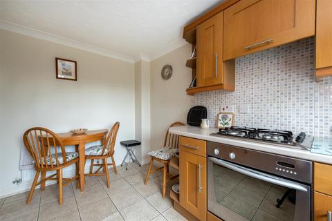 2 Banks Close, Hadleigh, Ipswich, IP7 5RX