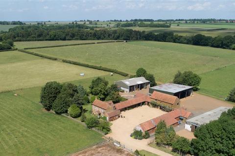 2 bedroom equestrian property for sale - HALL FARM, GOADBY MARWOOD, LEICESTERSHIRE