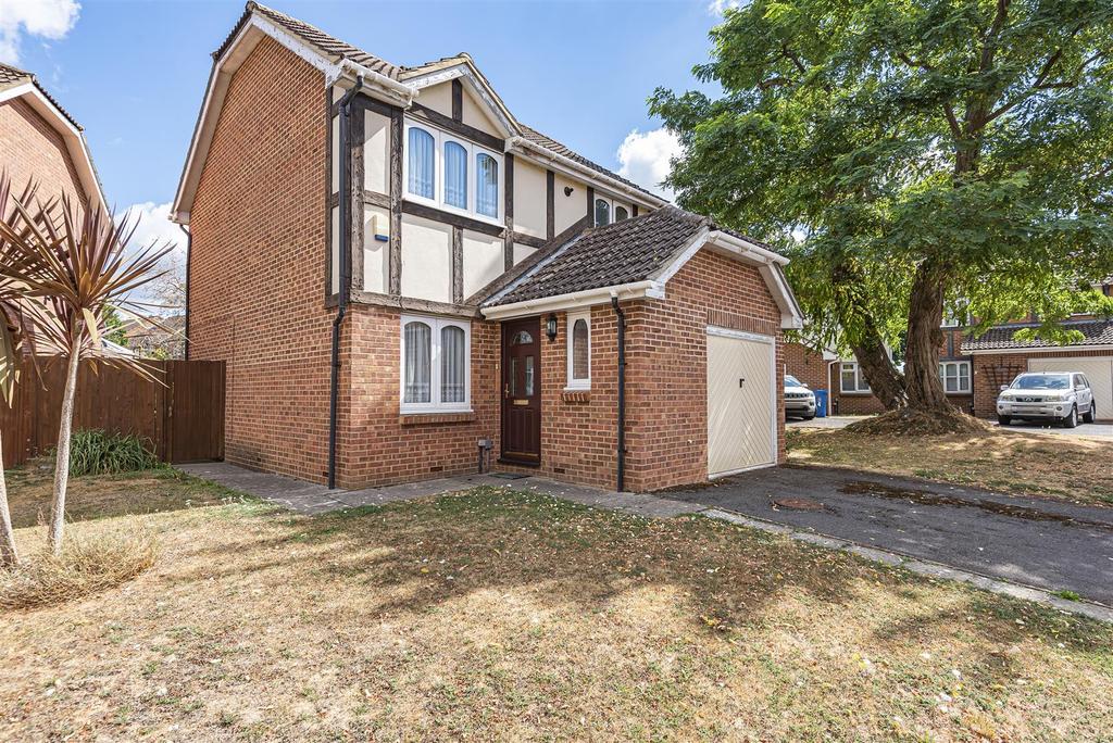 Stonebridge Field, Eton 3 bed detached house £550,000