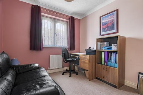 5 Stonebridge Field, Eton, Windsor, SL4 6PS