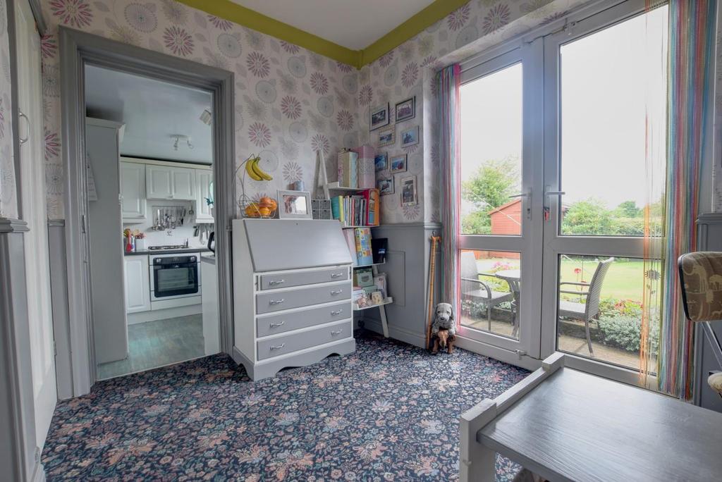 Kings Causeway, Brierfield, Nelson 3 bed semidetached house £275,000