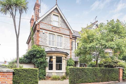 73 Alexandra Road, Reading, RG1 5PS