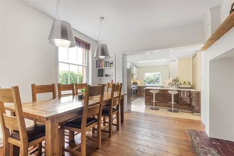 73 Alexandra Road, Reading, RG1 5PS