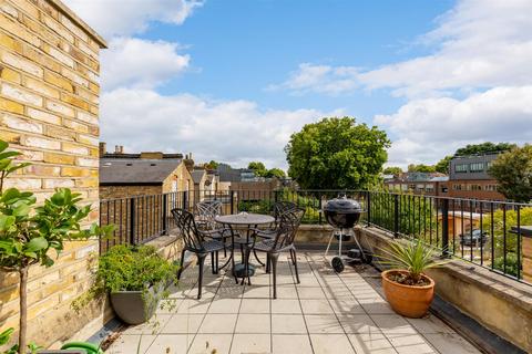 21 Ackmar Road, London, SW6 4UP