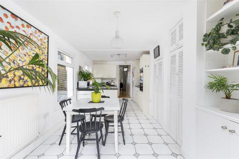21 Ackmar Road, London, SW6 4UP