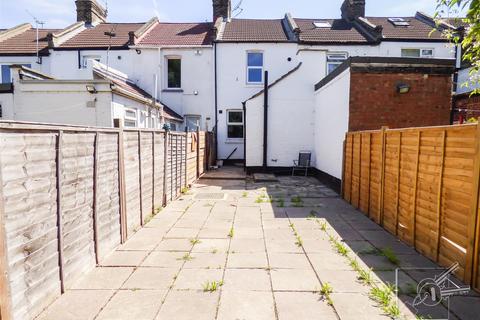 37 Factory Road, Northfleet, Gravesend, DA11 9HH