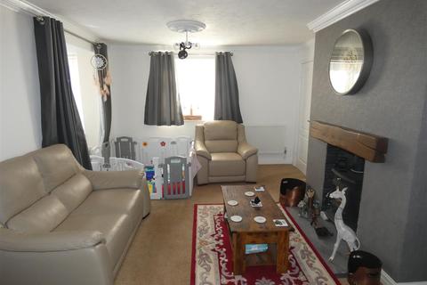 16 Birch Close, Gilberdyke, Brough, HU15 2YF