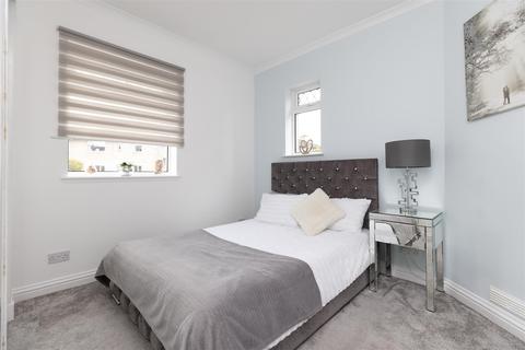 40 Balvaird Place, Perth, PH1 5DZ