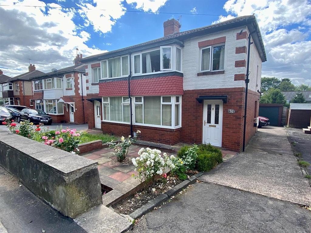Ravenshouse Road, Dewsbury 3 bed semidetached house for sale £159,995