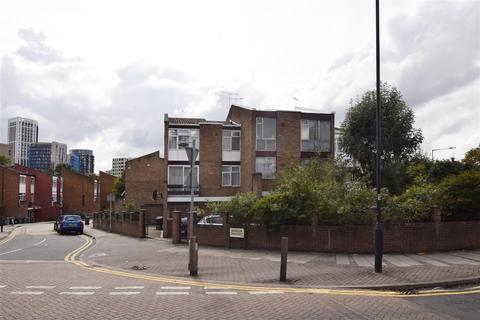 5 bedroom townhouse for sale - Windsor Crescent, Wembley