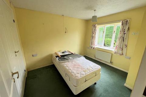 2 bedroom bungalow for sale - Saxon Close, Market Harborough