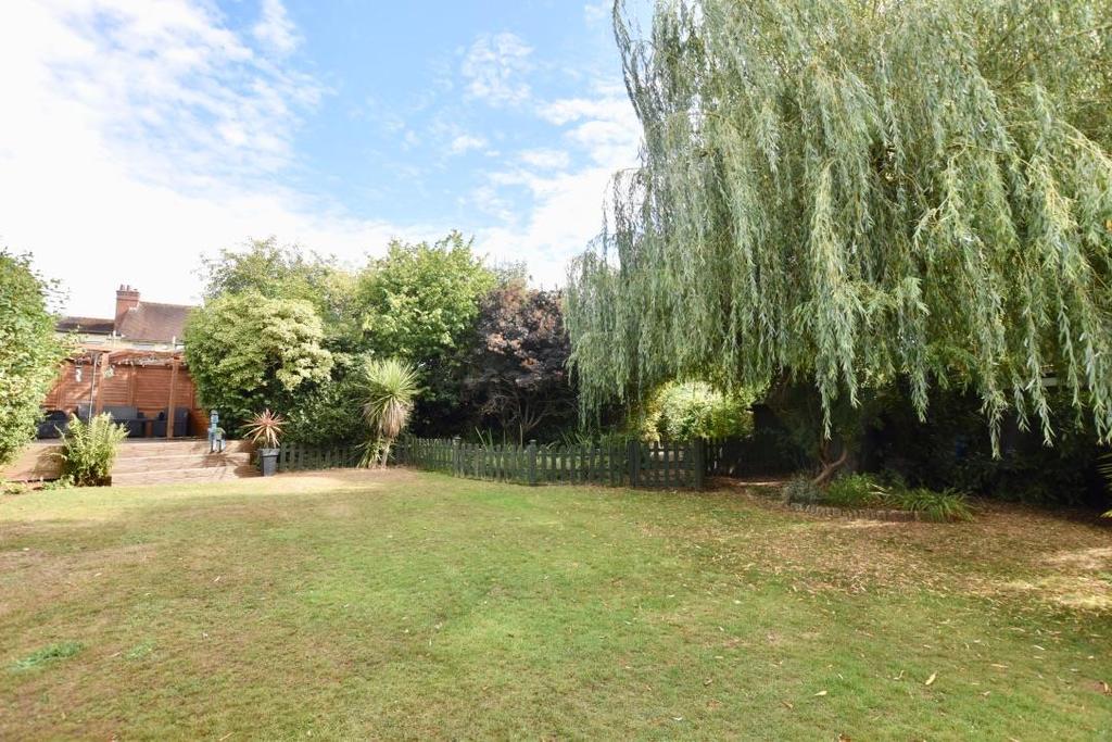 Large Rear Garden