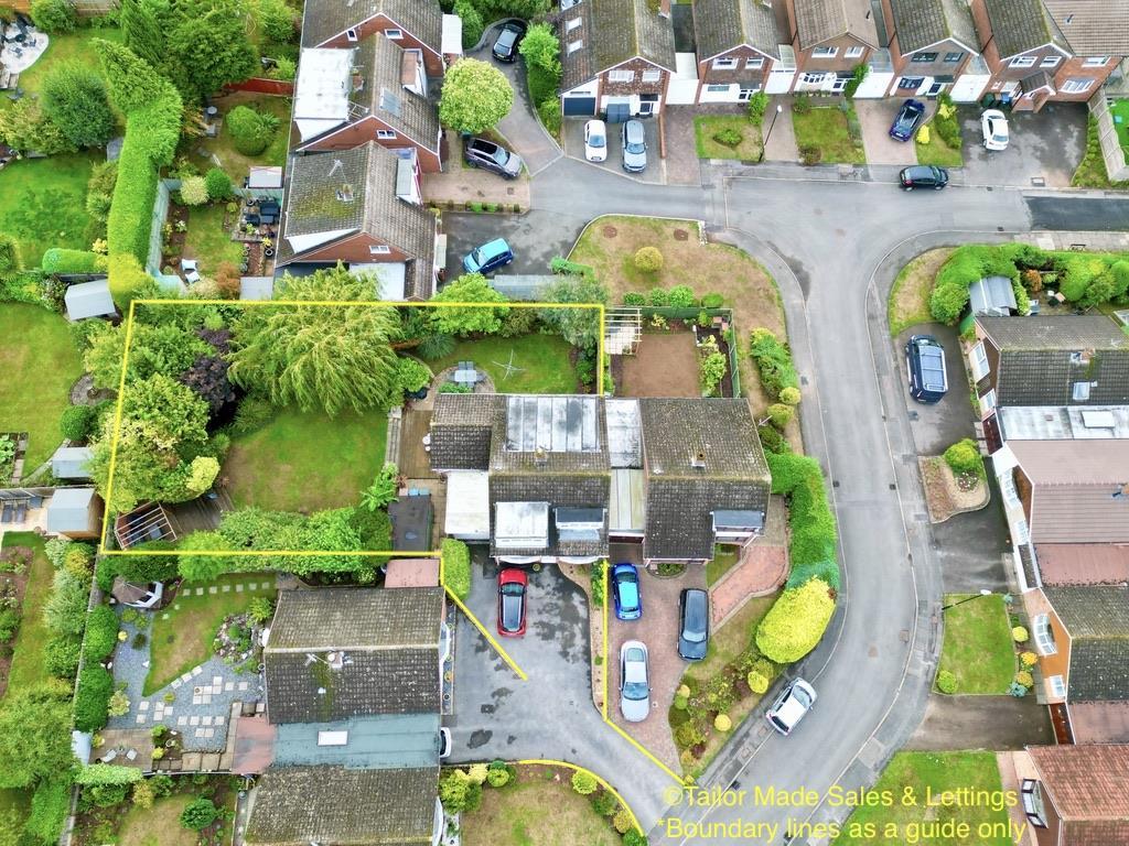 Milford Close, Allesley, Coventry 4 bed link detached house £415,000