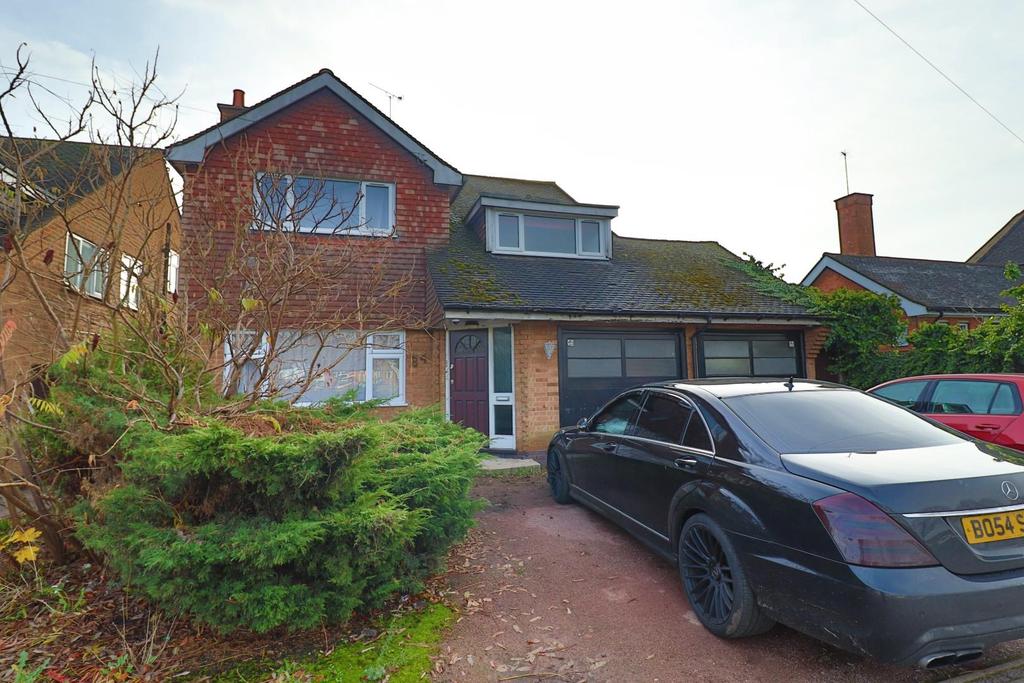 Asquith Boulevard, Leicester 2 bed flat £775 pcm (£179 pw)