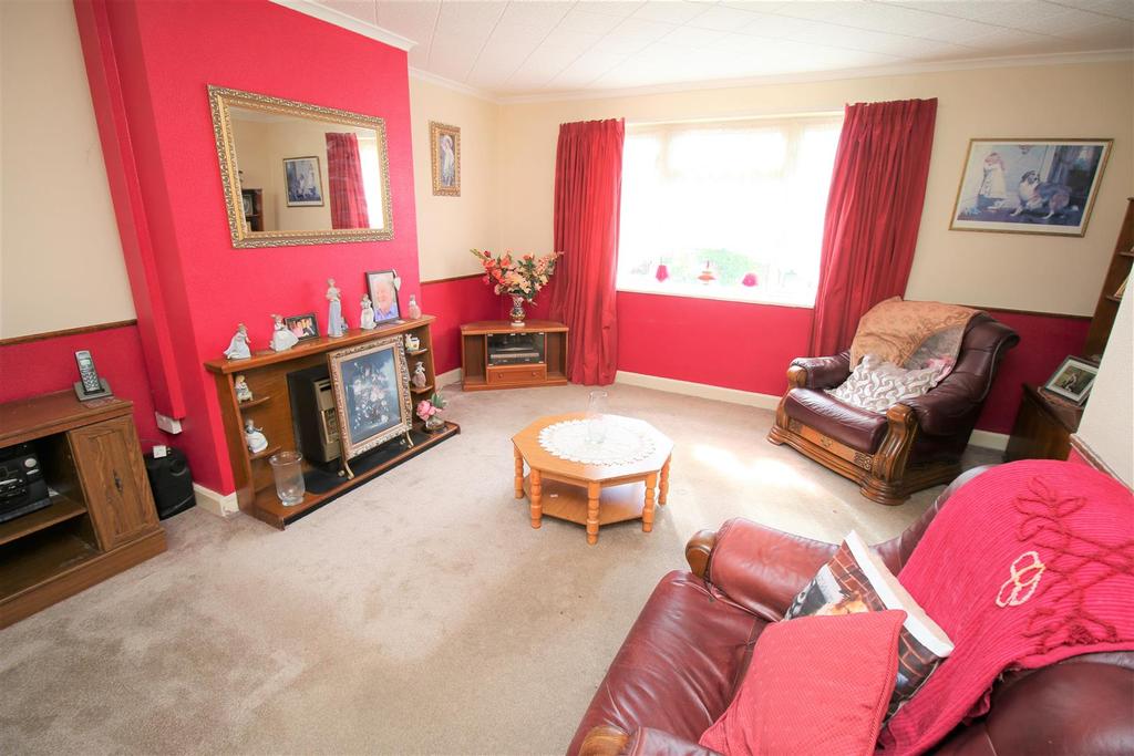 Marston Lane, Bedworth 3 bed terraced house £180,000