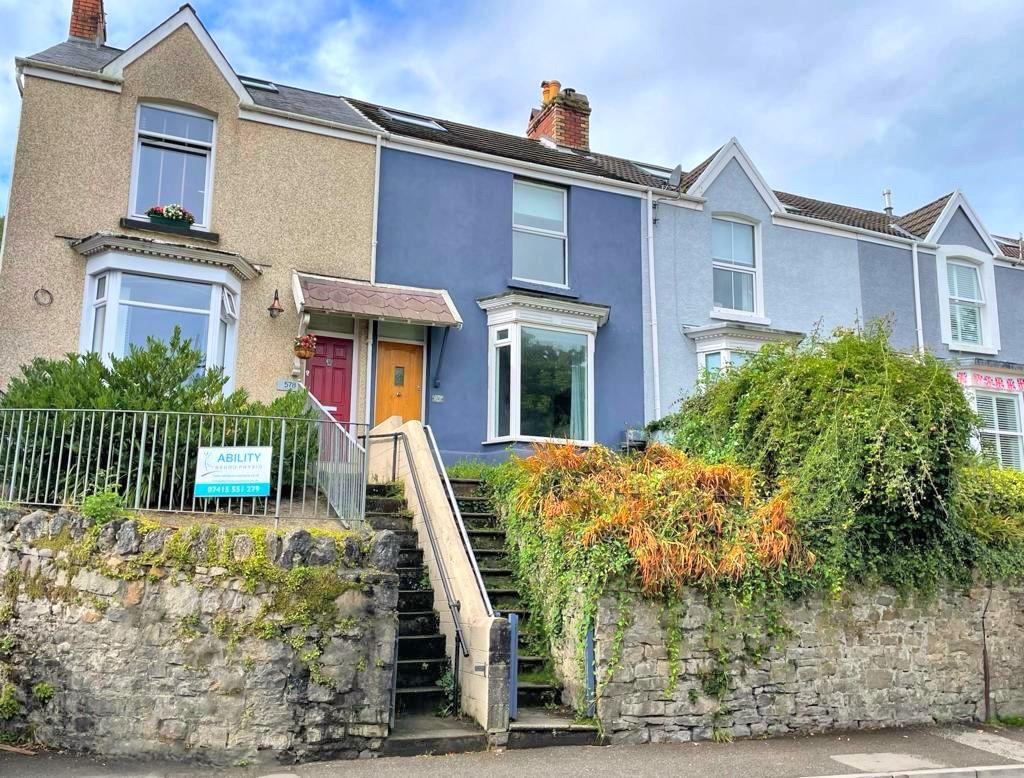 Mumbles Road, Mumbles, Swansea 3 bed terraced house £375,000