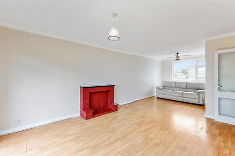 15 Thomas A Beckett Close, Wembley, HA0 2SH