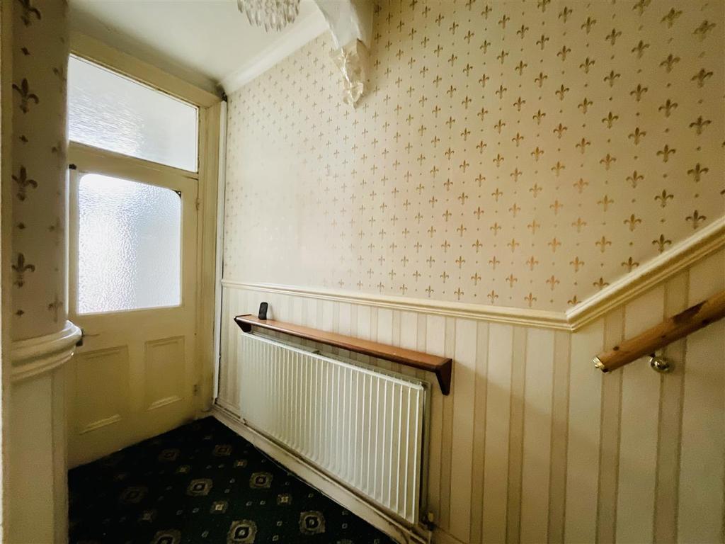 Sandy Road, Llanelli 3 bed terraced house for sale £124,995