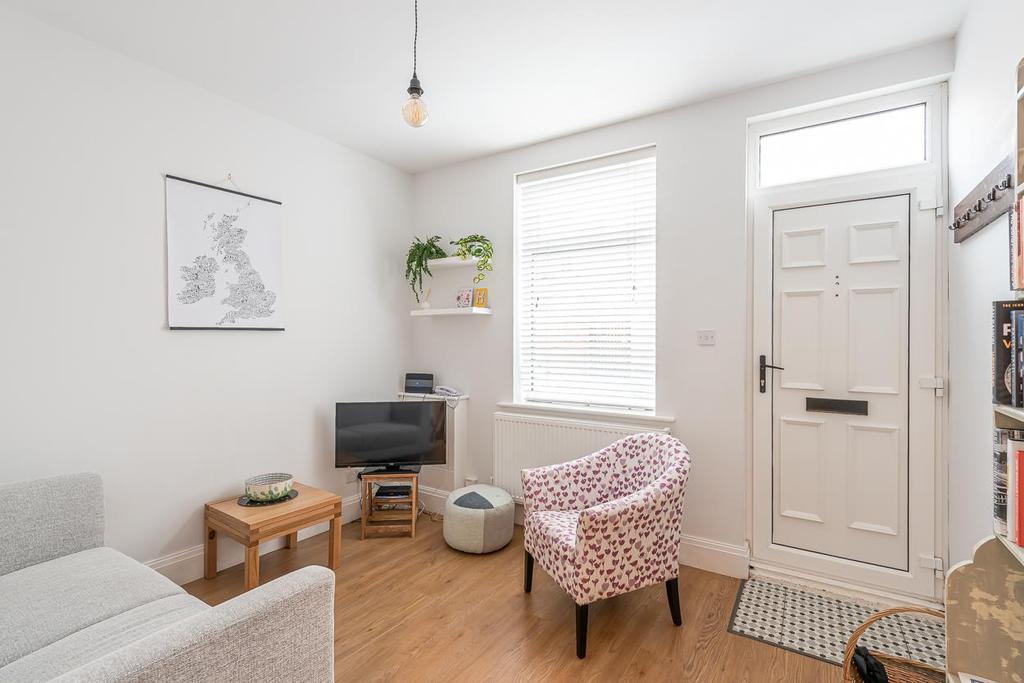 Kensington Street, South Bank, York 3 bed terraced house £285,000