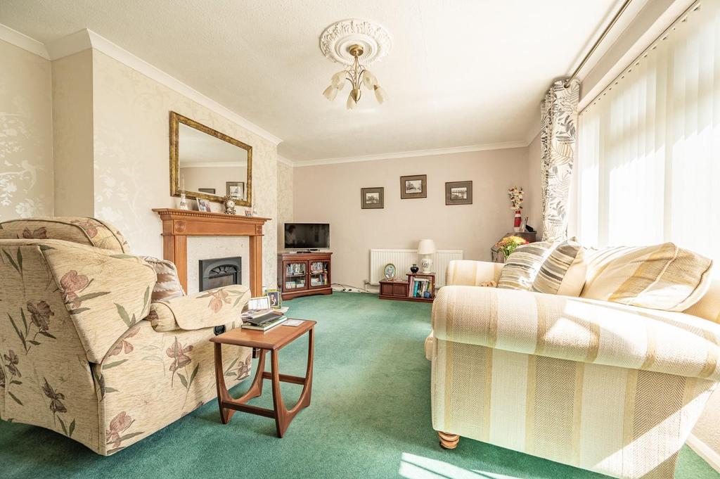 Roseacres, Takeley, Stortford 2 bed semidetached house £425,000