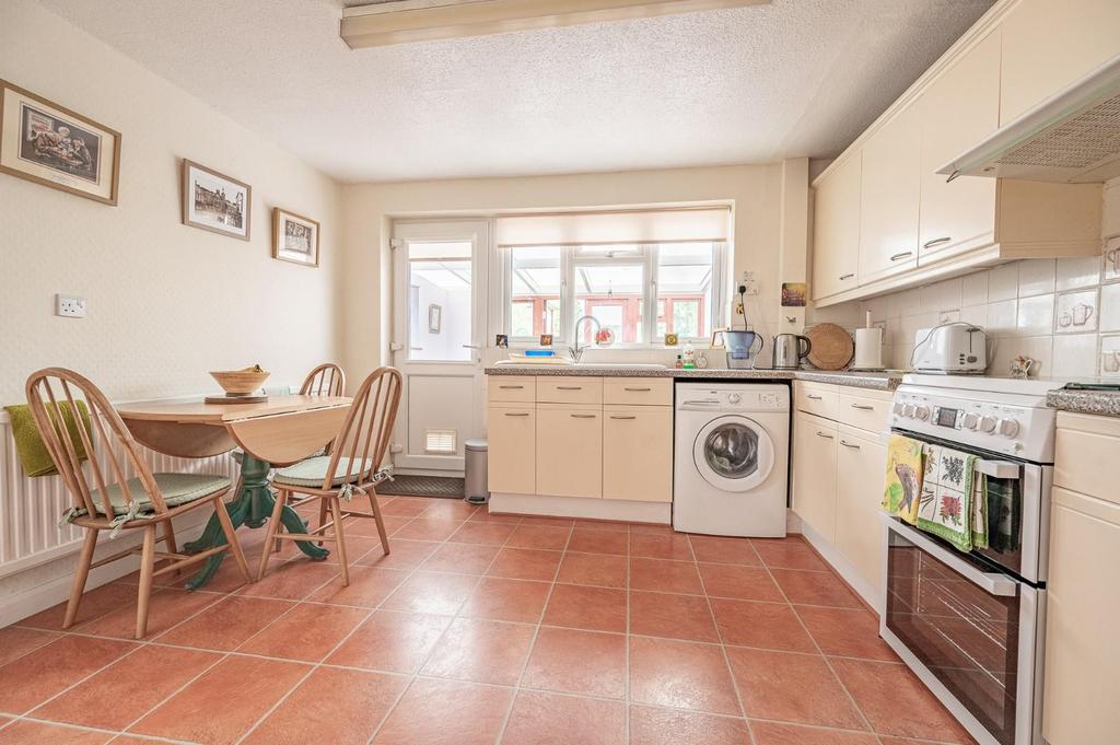 Roseacres, Takeley, Stortford 2 bed semidetached house £425,000