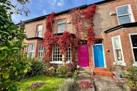 3 bedroom terraced house for sale, Chequers Road, Chorlton