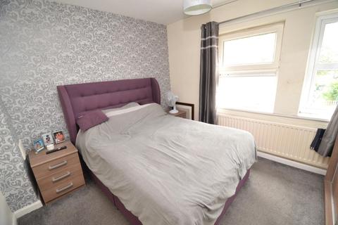 67 Thackeray Road, Bradford, BD10 0JR