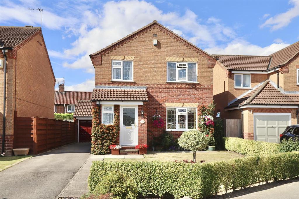 School Close, Stamford Bridge, York 3 bed detached house £312,500