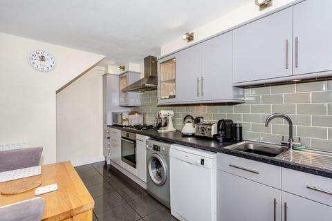 19 Devonshire Way, Harrogate, HG1 4BH