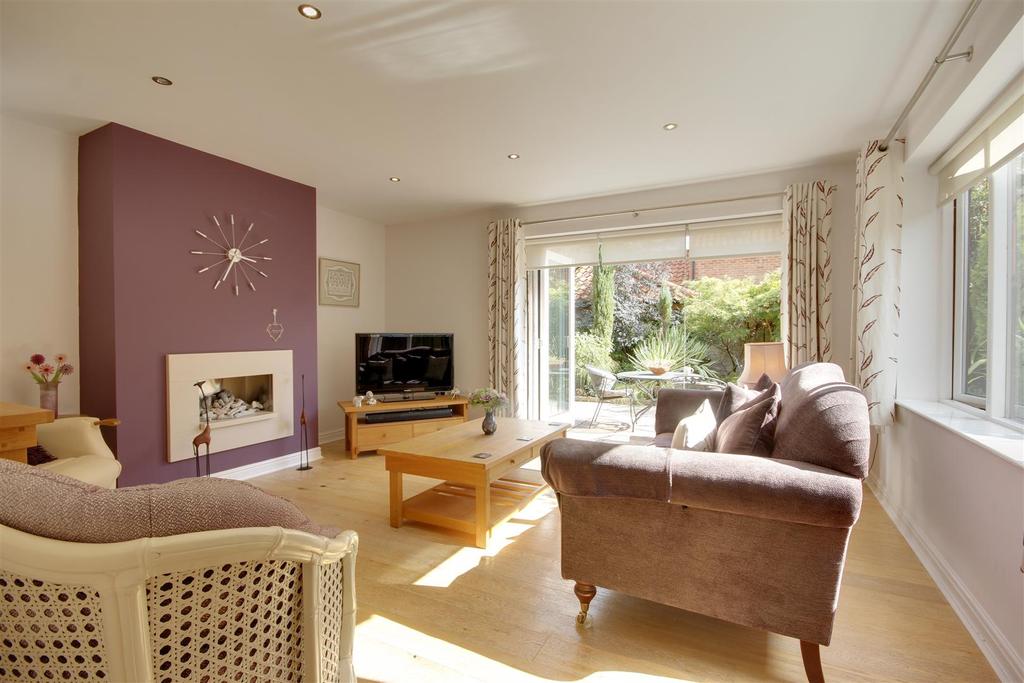 West End Cottages, Barnards Drive, South Cave, Brough 2 bed detached