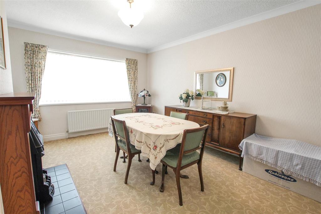 Pine Grove, Darlington 3 bed detached bungalow £390,000