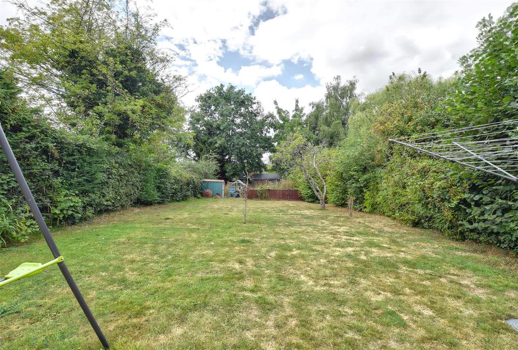 Ox Lane, St. Michaels, Tenterden 2 bed detached bungalow for sale £475,000