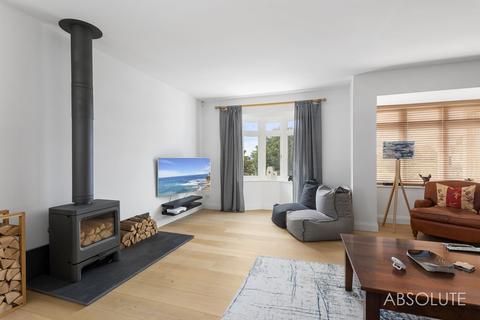 3 Broadpark Road, Torquay, TQ2 6TD