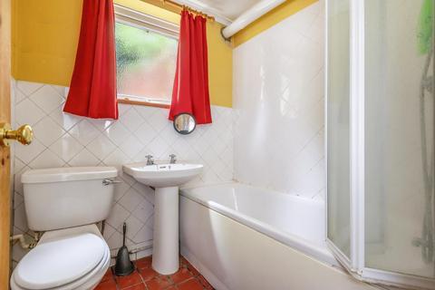 71 Elgar Road, Reading, RG2 0DQ