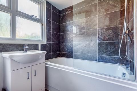 59 Albany Road, Reading, RG30 2UL