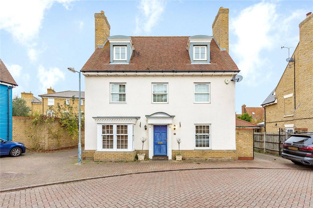 Billers Chase, Beaulieu Park, Chelmsford, Essex, CM1 5 bed detached