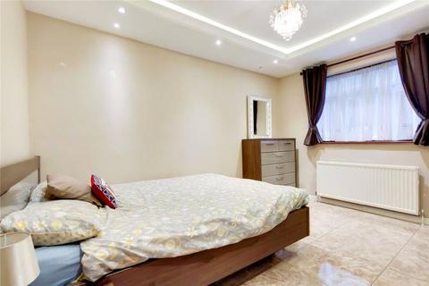 7 Riverside Gardens, Wembley, HA0 1JF
