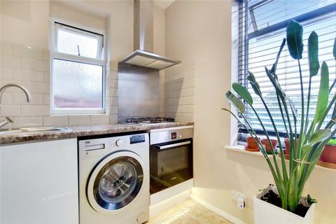 7 Riverside Gardens, Wembley, HA0 1JF