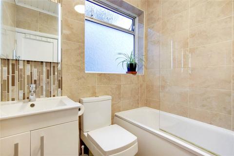 7 Riverside Gardens, Wembley, HA0 1JF