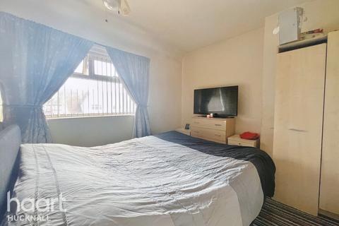 3 Fenton Drive, Nottingham, NG6 8BZ