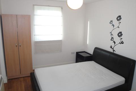 1 bedroom flat for sale, Eastern Avenue, Gants Hill IG2