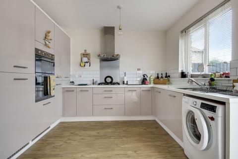 2 Barton Cleave, Roundswell, Barnstaple, EX31 3GT