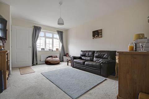 2 Barton Cleave, Roundswell, Barnstaple, EX31 3GT