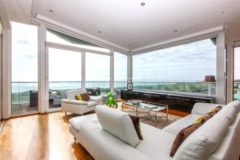 3 bedroom penthouse for sale - Montague Road, Bournemouth, BH5